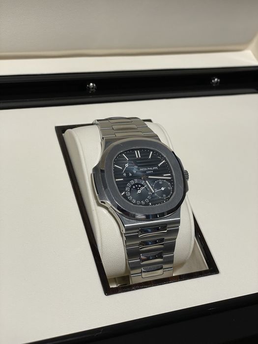 Часовник Patek Philippe Nautilus Power Reserve 5712/1A