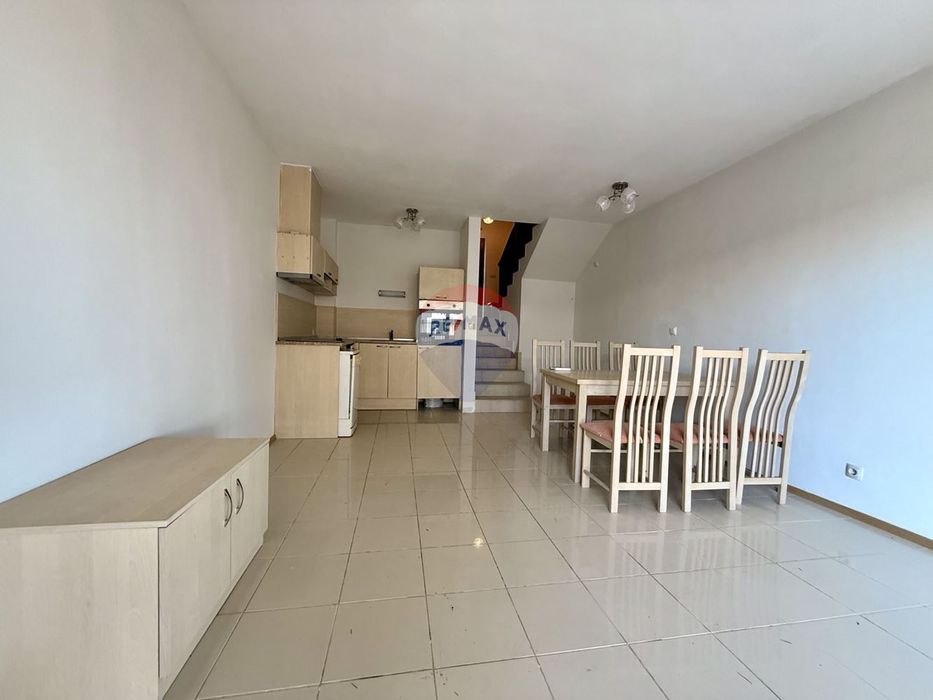 Продава се Тристаен апартамент в с. Рогачево, Област Добрич - 100 кв.м за 551 €/кв.м - Снимка #2