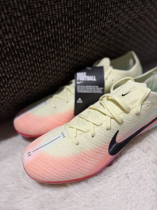 Ghete fotbal Nike Mercurial marimea 43