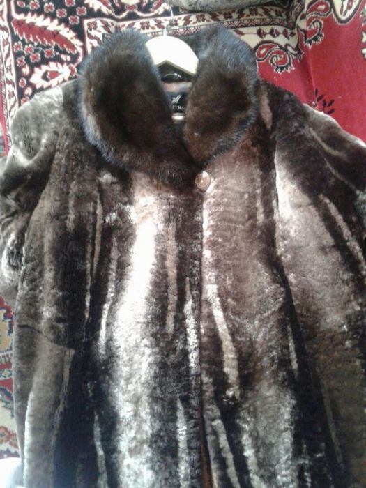 Срочно!!! Шуба мутон 56-58 раз.