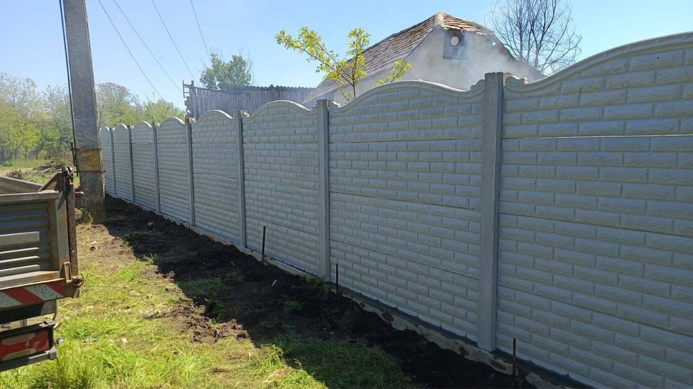 Construim garduri și porți la cerința clientului