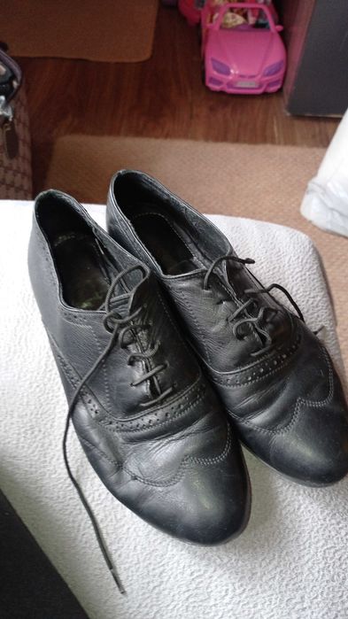 Дамски обувки номер 39