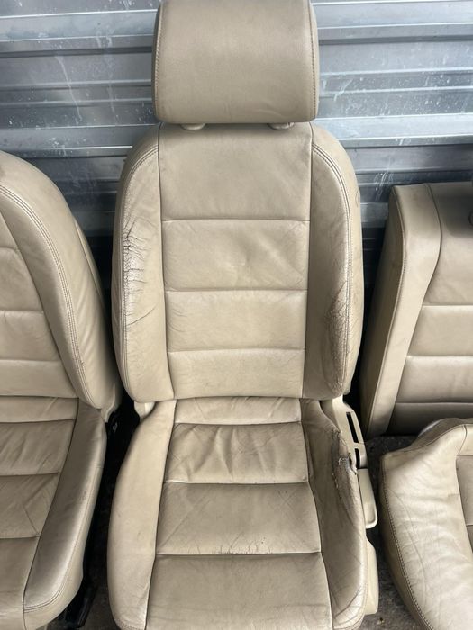 Кожен салон за Audi A6 4f C6 седан и комби Ауди а6 бежав за части кожи