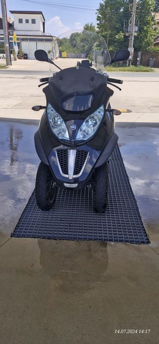 Vind PIAGGIO MP3 300 cat B