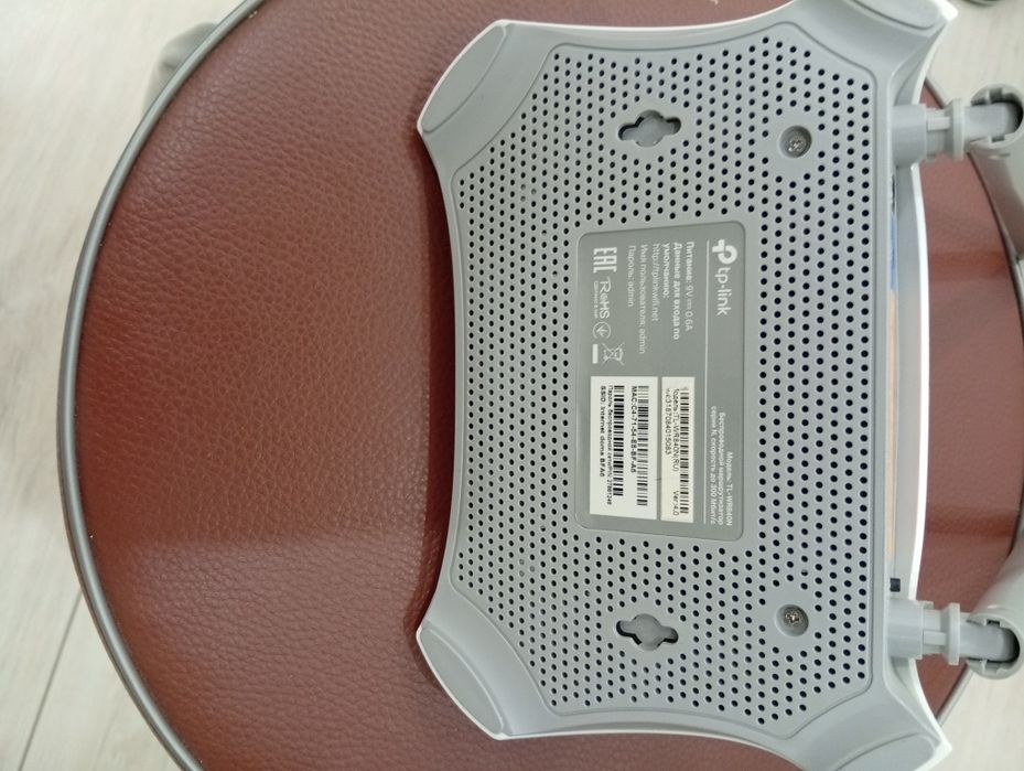 Продам  роутер TP-Link TL-WR840N.