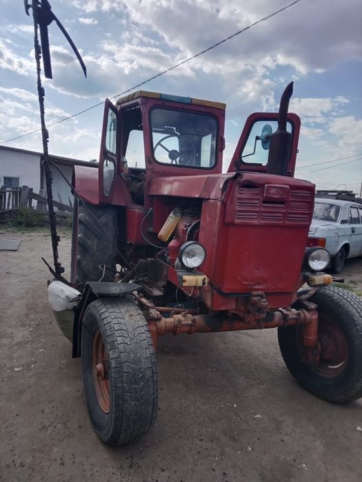 Продам трактор Т40 с комплектом