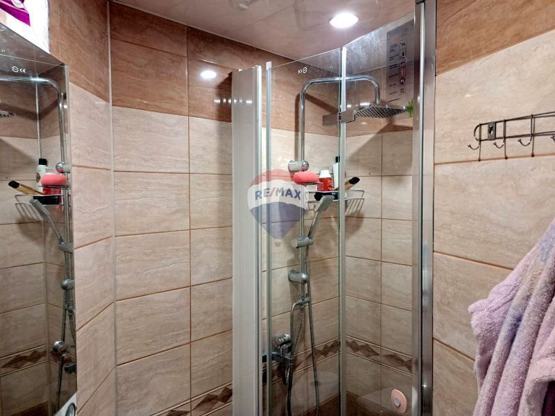 Дава се под наем Двустаен апартамент в Варна, Погреби - 43 кв.м за 357 € - Снимка #6