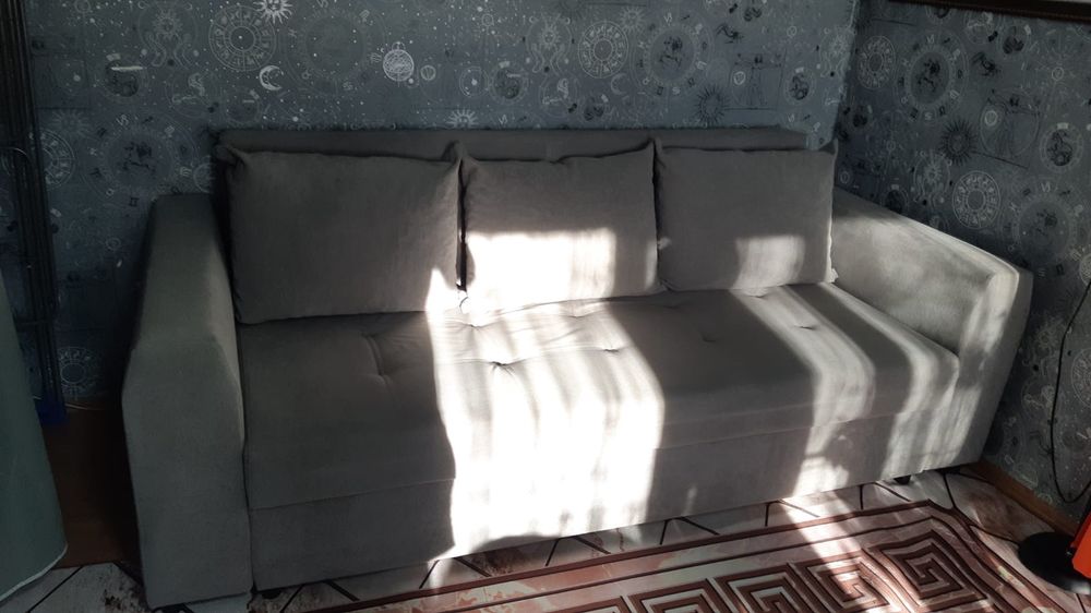 Продам 2 дивана в хорошем состоянии