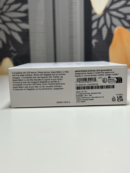 Безжични слушалки AirPods 3