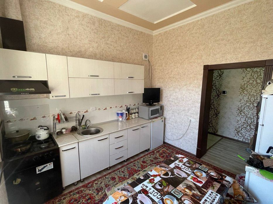 Sergilida 2.3 sotux 4-xona uchastka xovli sotiladi Arentir Moshina boz