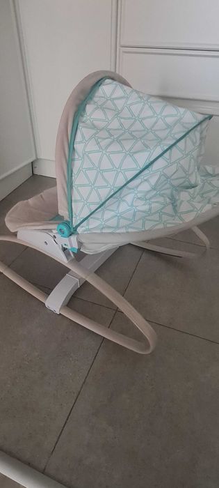 Leagan electric pe baterii