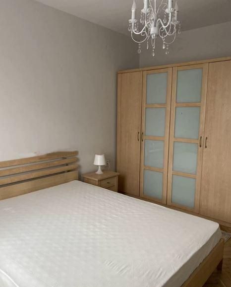 Дава се под наем Тристаен апартамент в София, Иван Вазов - 90 кв.м за 1000 € - Снимка #4