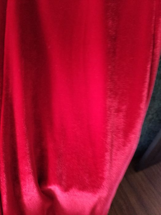 Продам платье женское