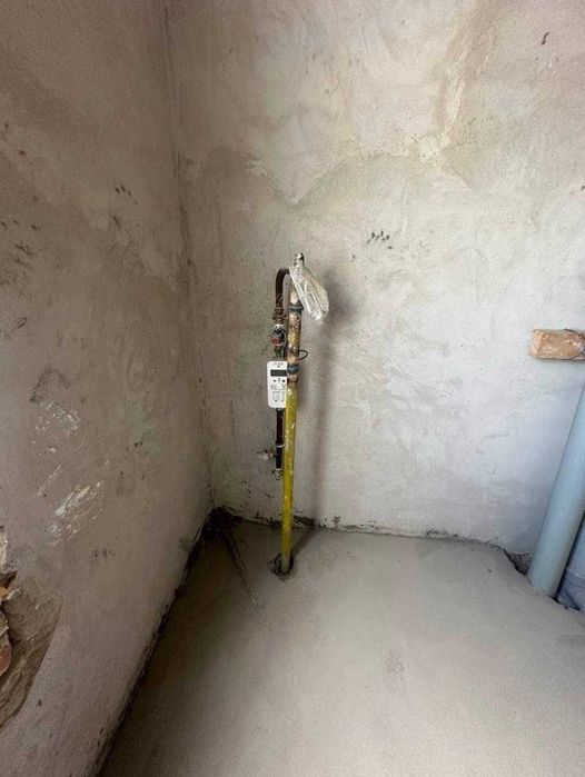 Продаётся 3х квартира на 3 этаж орр ФАЙЗОБОД