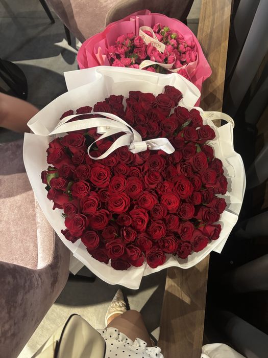 101 красный роза