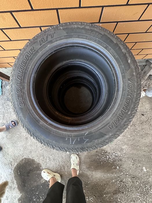 Yokohama 225/65 R17
