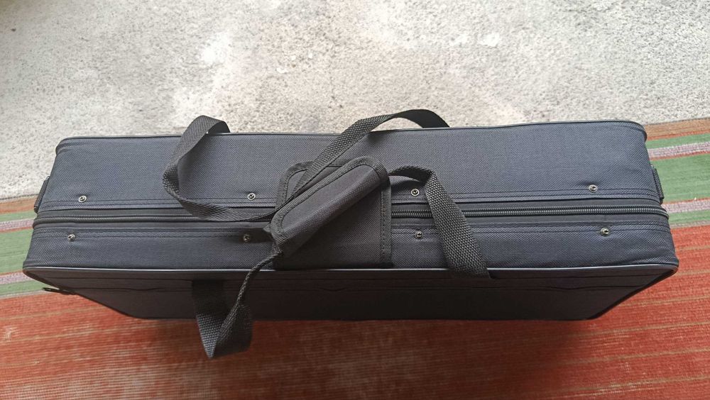 saxophone alto , futlyar chexol case  yangi