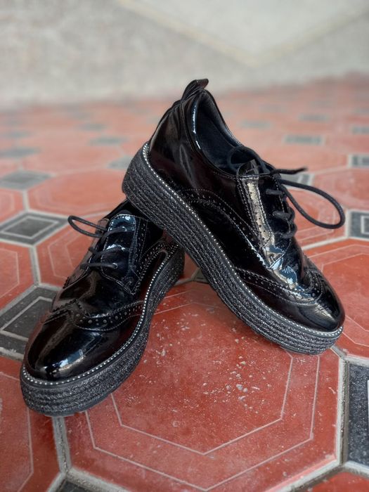 Женская обувь (аеллар оек, кийими)