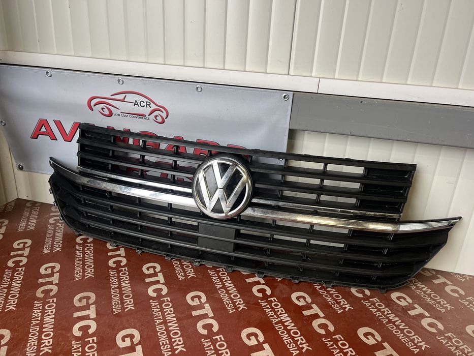 3 броя решетка VW T6.1 2020г