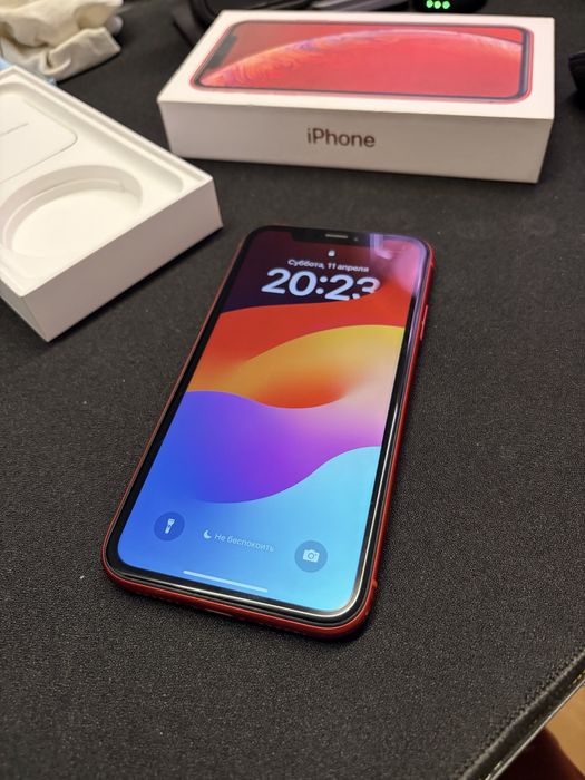 iPhone XR 64 77% RED