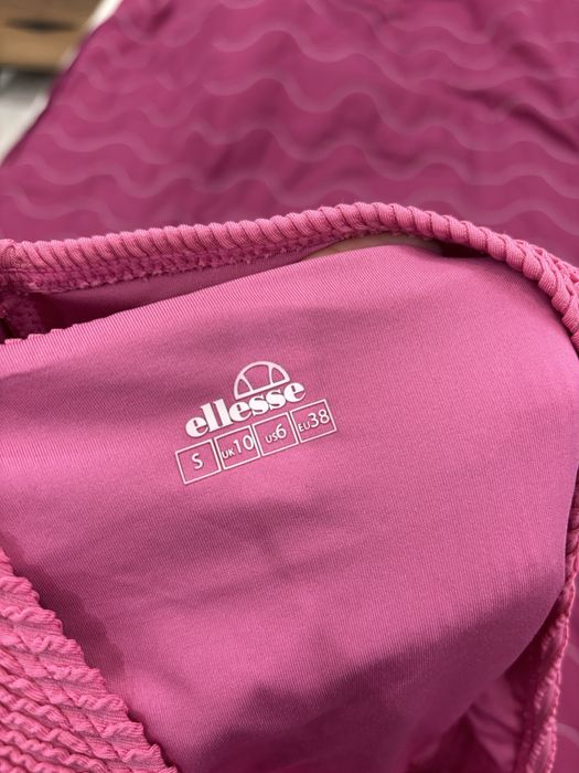 Розов бански на ellesse