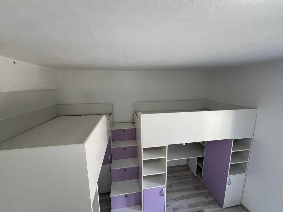 Vând mobilă de tineret