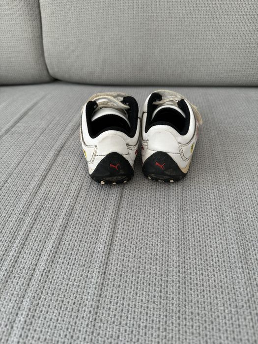 Adidasi PUMA FERRARI marimea 27