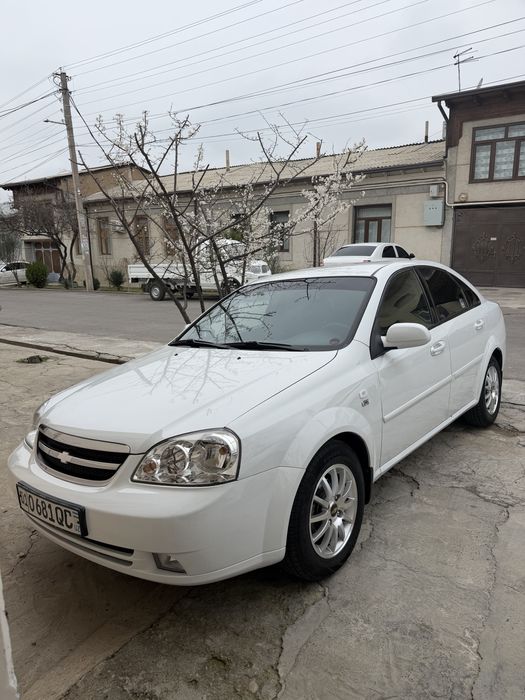 Lacetti 1.8 2011