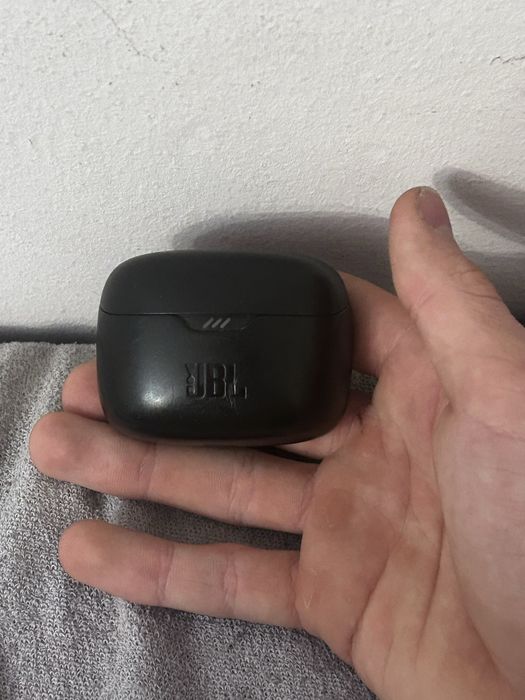 продаю JBL tone been