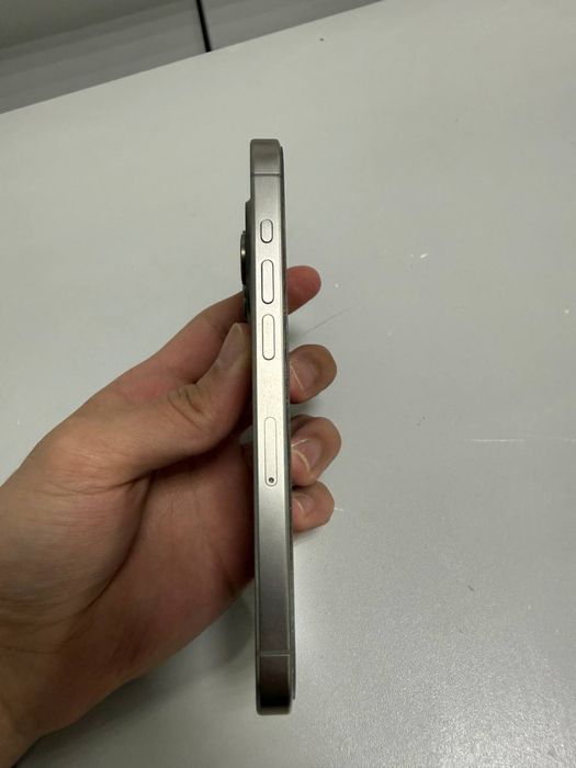 Iphone 15 pro Идеальный состояние