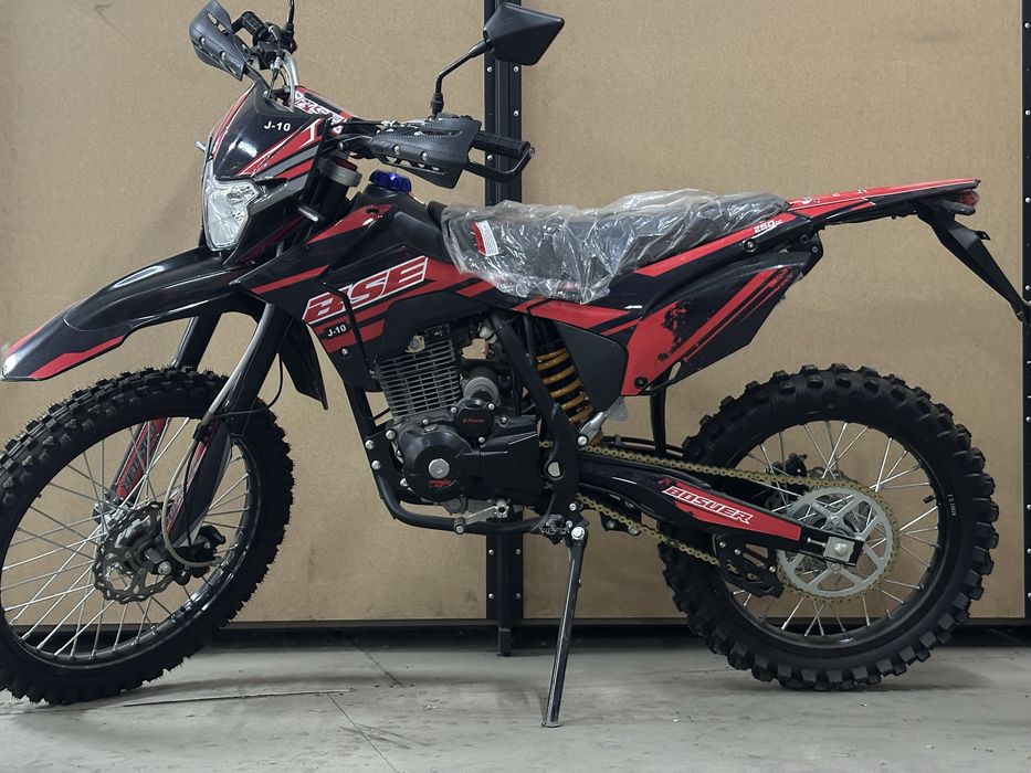 Мотоцикл BSE Z10