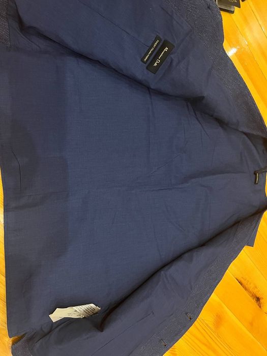 Продается жилет , брюки и штаны оригинал