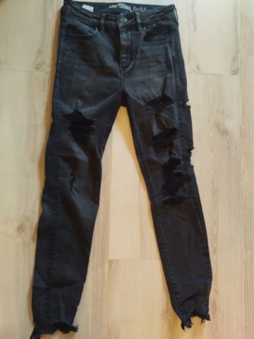 Маркови еластични дънки