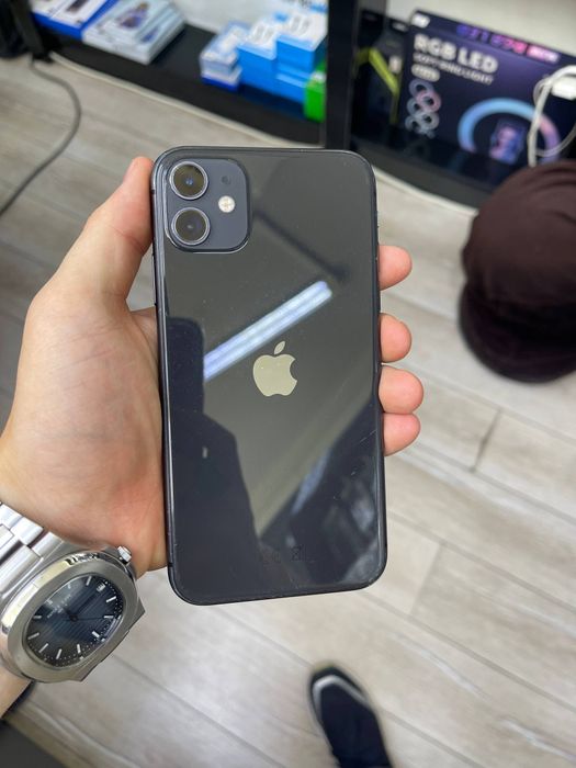 Iphone 11 sotiladi