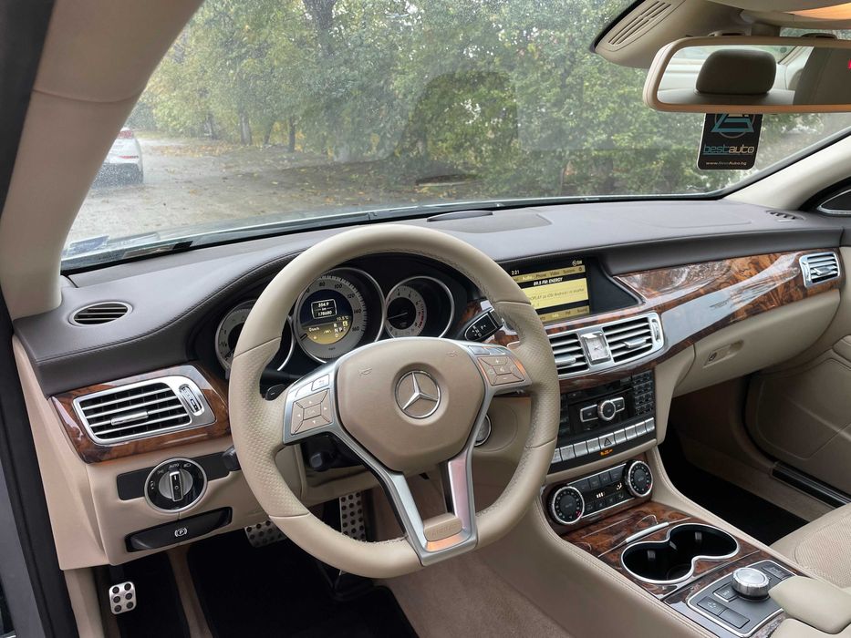 Mercedes CLS 550, 2012г.