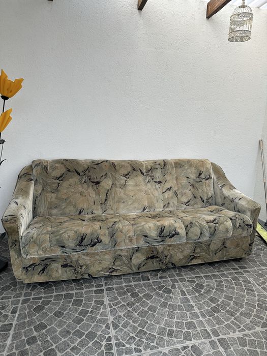 Canapea 3 persoane extensibila cu ladă,predare in Radauti,Sv