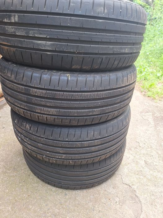 215/50/19  Топ състояние