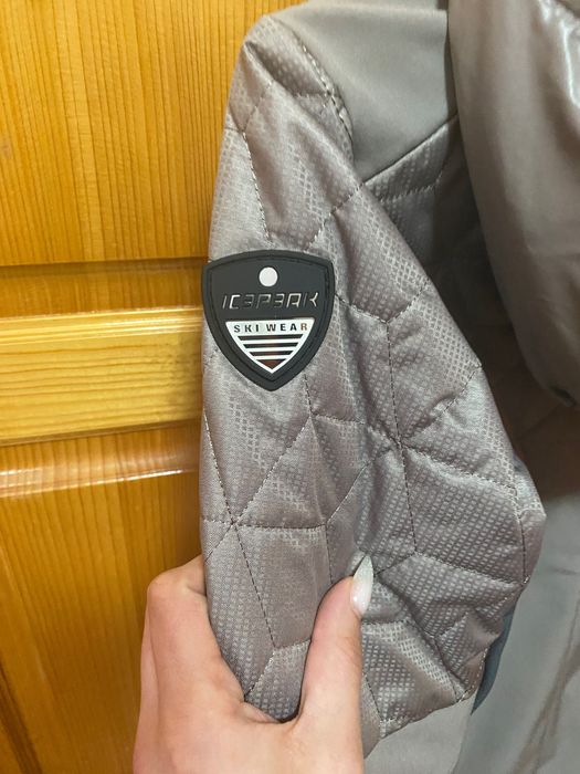 Чисто Ново Дамско Ски Яке на Ice Peak