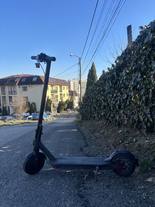 Vand urgent trotineta xiaomi pro 2!