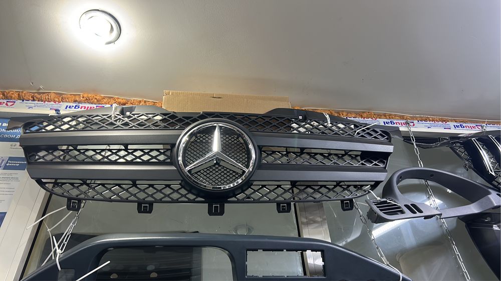 Тюнинг решотка радиатора Mercedes Sprinter 906 кузов