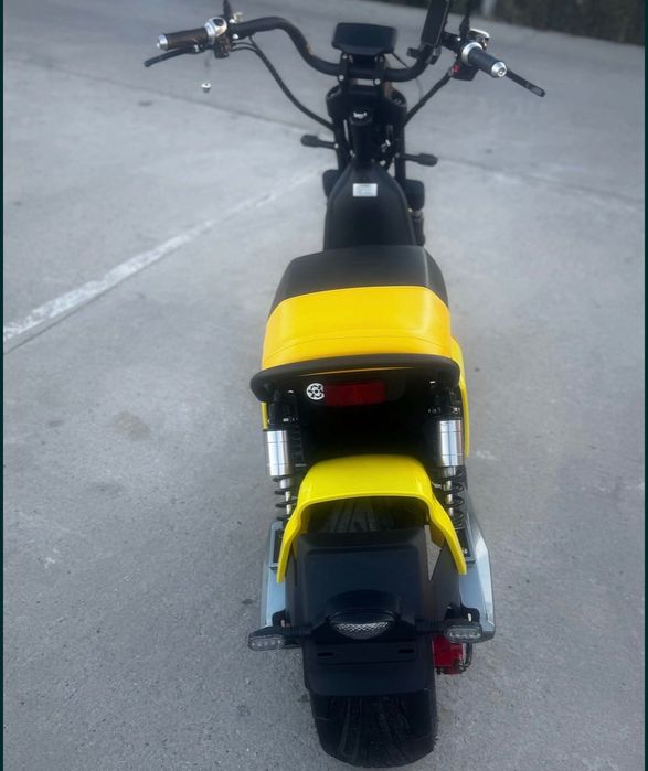 Scuter electric s701 sport  prețul este negociabil!
