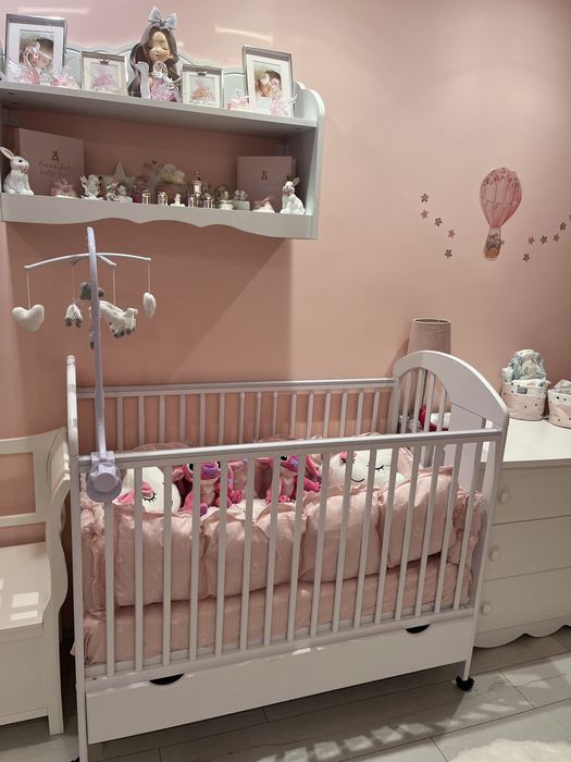 Кошара бяла с мече и матрак