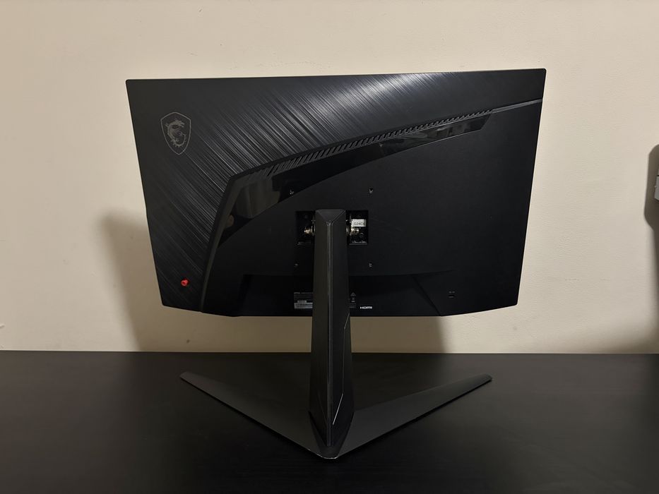 MSI монитор Optix G24C6