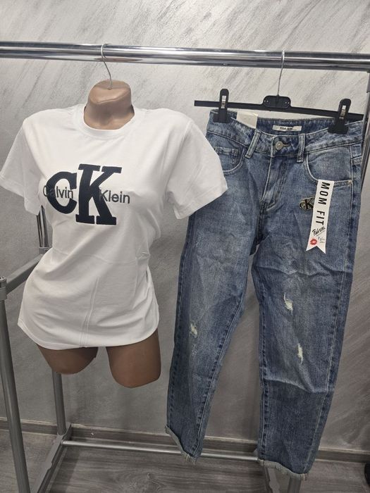 Blugi + tricou din bumbac și licra! Toate mărimile disponibile, transport doar prin curier 25lei oriunde in țară cu plata ramburs!