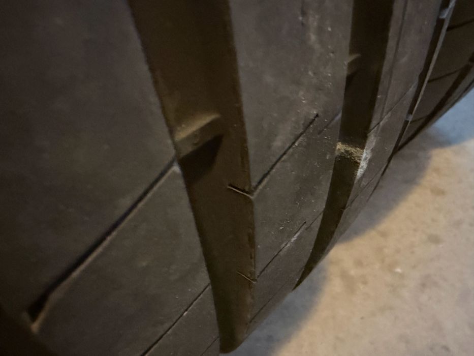 Anvelope/cauciucuri vara 225 55 17 Goodyear  DOT2025