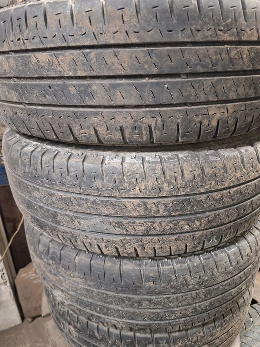 215 70 15 C-set anvelope vara-Michelin