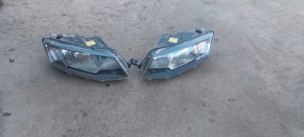 Far / faruri skoda octavia 3 2015