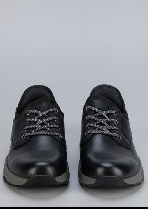 Мужской обувь (кроссовки)