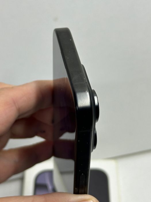 Продам Айфон 16 Про 128г