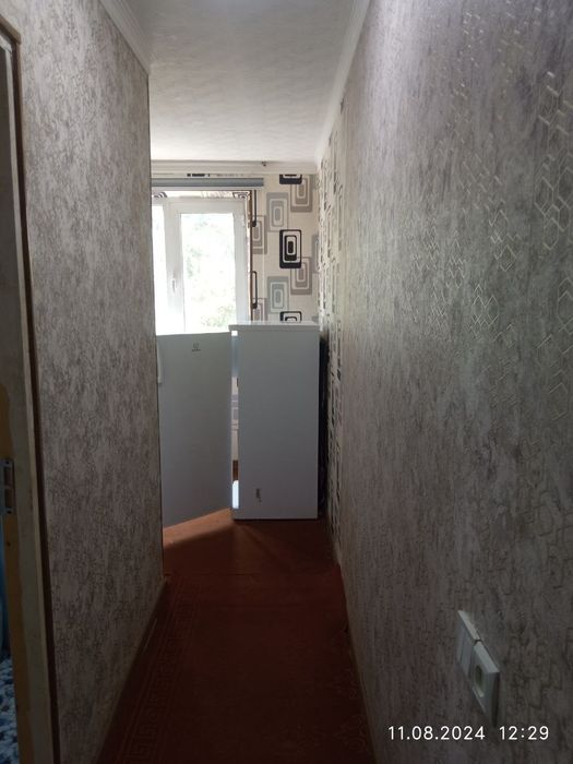 3 этажда жойлашган 2 хонали хонадон сотилади